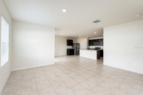 Casa en alquiler en Davenport, Florida, 4 dormitorios, 171.5 m2 № 1919440 - foto 5
