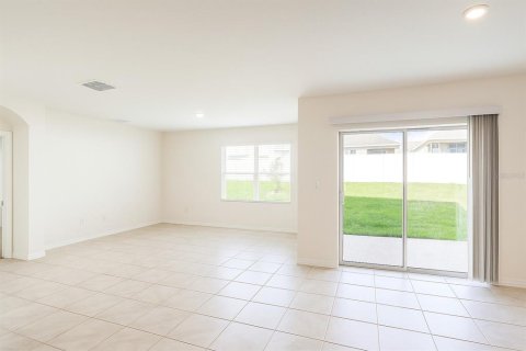 Casa en alquiler en Davenport, Florida, 4 dormitorios, 171.5 m2 № 1919440 - foto 4