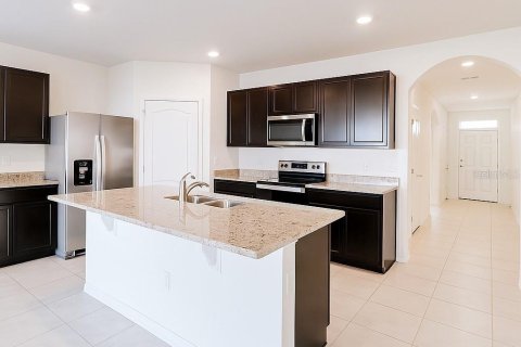 Casa en alquiler en Davenport, Florida, 4 dormitorios, 171.5 m2 № 1919440 - foto 6