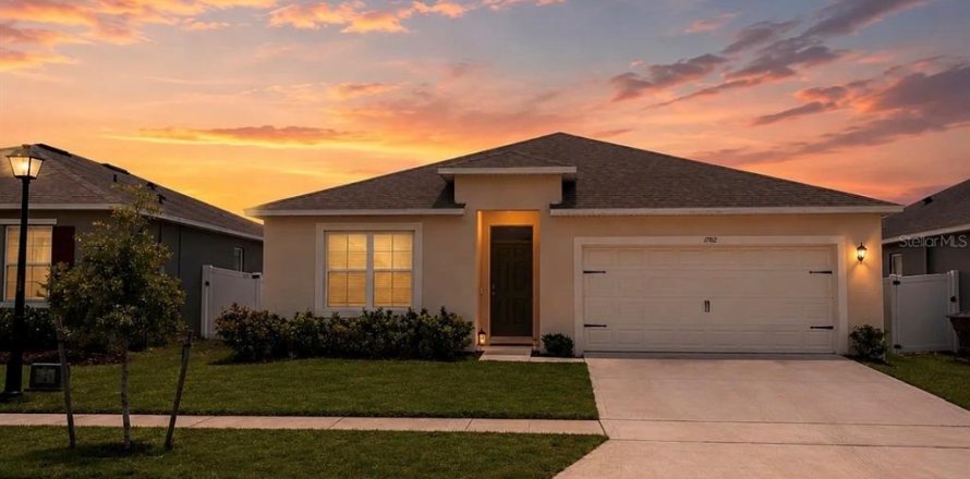 Casa en Kissimmee, Florida 4 dormitorios, 171.5 m2 № 2225772
