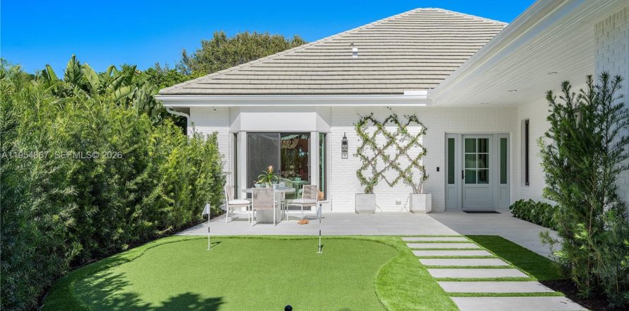 Villa ou maison à Tequesta, Floride 3 chambres, 290.6 m2 № 2009590