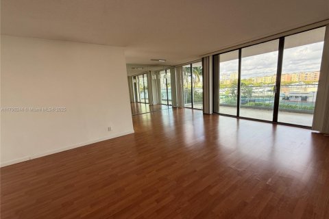 Copropriété à louer à Aventura, Floride: 1 chambre, 100.06 m2 № 1958259 - photo 10