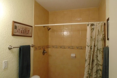 Купить кондоминиум в Сент-Луси, Флорида 6 комнат, 117.06м2, № 2086843 - фото 16