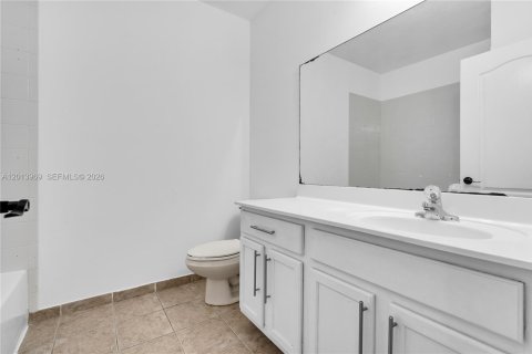 Снять в аренду таунхаус в Хомстед, Флорида 4 спальни, 171.87м2, № 2076487 - фото 26