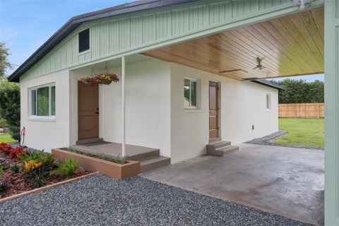 House in Belle Isle, Florida 3 bedrooms, 91.51 sq.m. № 2388092 - photo 4
