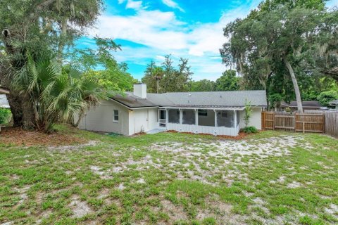 House in Oviedo, Florida 3 bedrooms, 155.89 sq.m. № 2285388 - photo 26