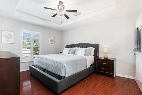 House in Tampa, Florida 3 bedrooms, 145.76 sq.m. № 1835977 - photo 23