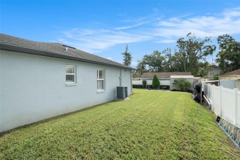 House in Tampa, Florida 3 bedrooms, 145.76 sq.m. № 1835977 - photo 28