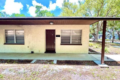 Apartment in New Port Richey, Florida 2 bedrooms, 142.7 sq.m. № 2197181