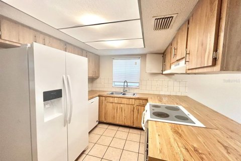 Appartement à louer à New Port Richey, Floride: 2 chambres, 142.7 m2 № 2197181 - photo 7