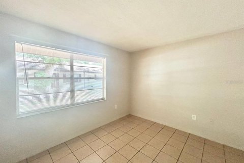 Appartement à louer à New Port Richey, Floride: 2 chambres, 142.7 m2 № 2197181 - photo 12