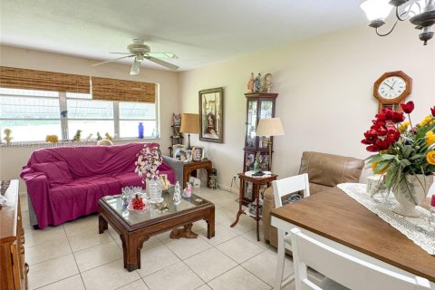 Condominio en venta en Hollywood, Florida, 1 dormitorio, 65.31 m2 № 1892600 - foto 7