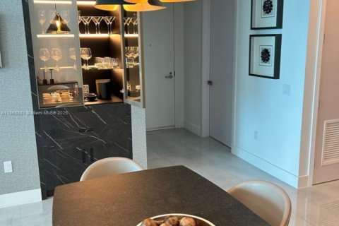 Снять в аренду кондоминиум в Санни-Айлс-Бич, Флорида 2 спальни, 128.39м2, № 1896651 - фото 6