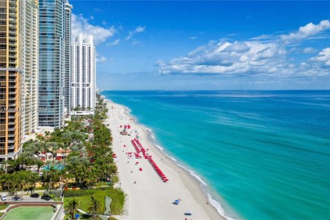 Снять в аренду кондоминиум в Санни-Айлс-Бич, Флорида 2 спальни, 128.39м2, № 1896651 - фото 19