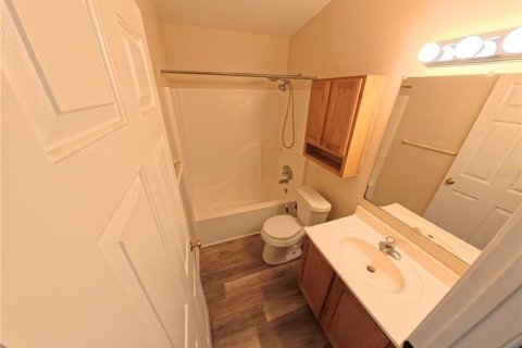 Villa ou maison à louer à Saint Petersburg, Floride: 3 chambres, 111.48 m2 № 2167847 - photo 11