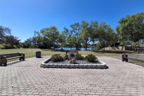 Villa ou maison à louer à Saint Petersburg, Floride: 3 chambres, 111.48 m2 № 2167847 - photo 25