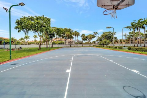 Copropriété à vendre à Hialeah, Floride: 3 chambres, 102.19 m2 № 1890051 - photo 21