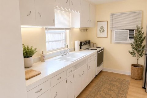 Casa en venta en Orlando, Florida, 2 dormitorios, 82.5 m2 № 2236920 - foto 9