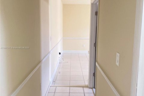 Купить коммерческую недвижимость в Майами, Флорида 267.19м2, № 1996014 - фото 18