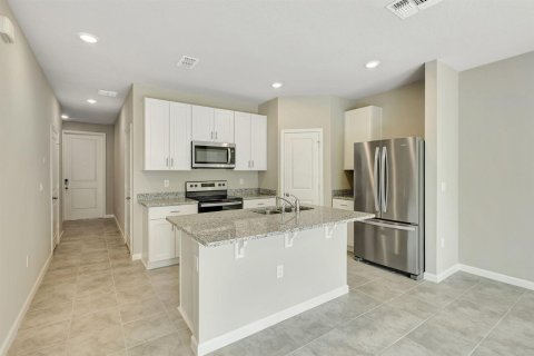 Townhouse in Stuart, Florida 3 bedrooms, 137.03 sq.m. № 2260778 - photo 8
