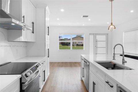 Villa ou maison à louer à Boca Raton, Floride: 3 chambres, 138.33 m2 № 2041766 - photo 8