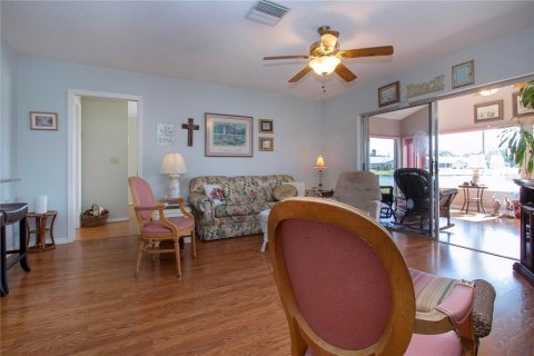Casa en venta en Sun City Center, Florida, 2 dormitorios, 163.14 m2 № 1901883 - foto 11