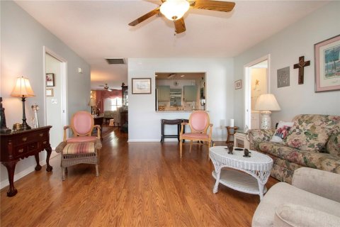 Casa en venta en Sun City Center, Florida, 2 dormitorios, 163.14 m2 № 1901883 - foto 12