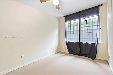 Commercial property in Saint Augustine, Florida № 2035752 - photo 16
