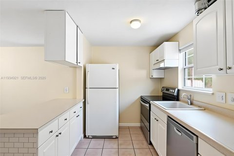 Commercial property in Saint Augustine, Florida № 2035752 - photo 11