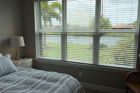 House in Sarasota, Florida 3 bedrooms, 178.19 sq.m. № 2234447 - photo 20