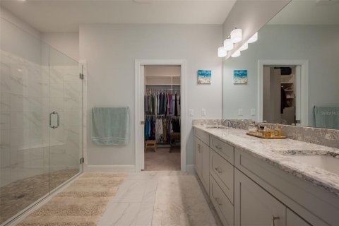 House in Sarasota, Florida 3 bedrooms, 178.19 sq.m. № 2234447 - photo 22