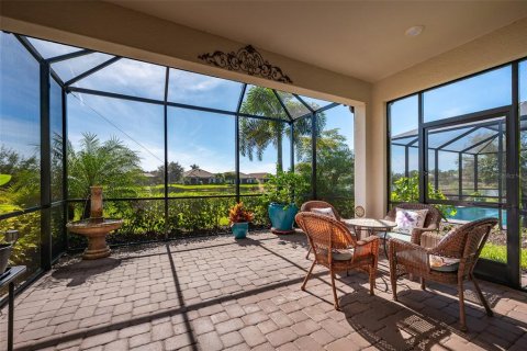 House in Sarasota, Florida 3 bedrooms, 178.19 sq.m. № 2234447 - photo 30