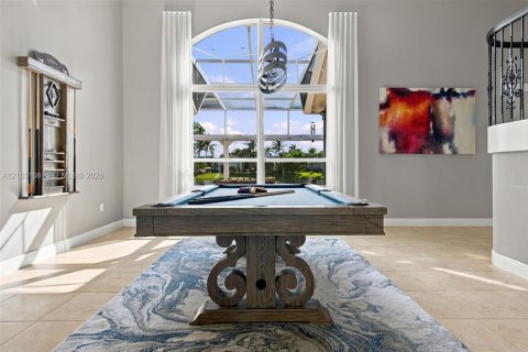 Casa en venta en Pembroke Pines, Florida, 5 dormitorios, 310.76 m2 № 2409290 - foto 13