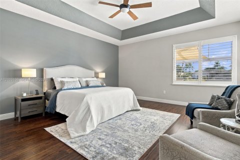 Casa en venta en Pembroke Pines, Florida, 5 dormitorios, 310.76 m2 № 2409290 - foto 21