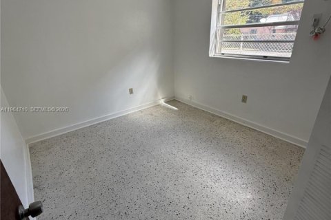 Apartamento en alquiler en Miami, Florida, 2 dormitorios, 73.76 m2 № 2026120 - foto 10