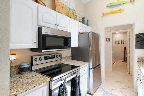 House in Punta Gorda, Florida 3 bedrooms, 155.7 sq.m. № 1276428 - photo 28