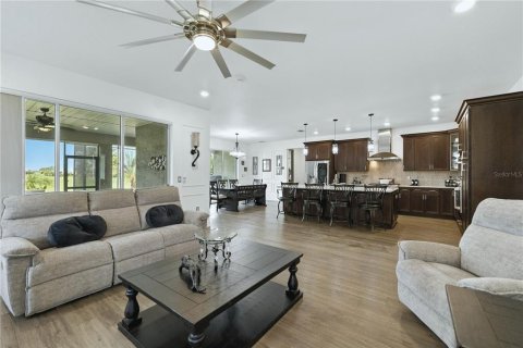 House in Ocala, Florida 3 bedrooms, 205.87 sq.m. № 1880966 - photo 10