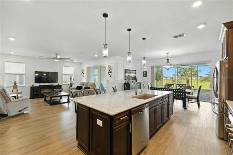 House in Ocala, Florida 3 bedrooms, 205.87 sq.m. № 1880966 - photo 14