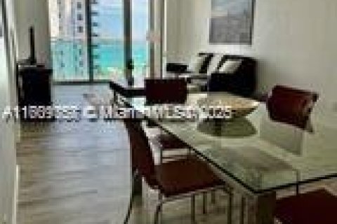 Condo in Hollywood, Florida, 1 bedroom  № 1812309 - photo 5