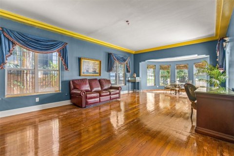 House in Tampa, Florida 3 bedrooms, 466.65 sq.m. № 1769700 - photo 18