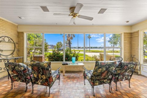 House in Tampa, Florida 3 bedrooms, 466.65 sq.m. № 1769700 - photo 26