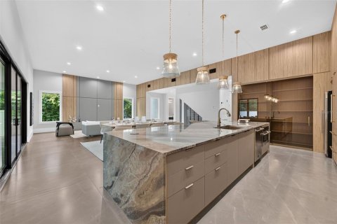 Villa ou maison à vendre à Winter Park, Floride: 5 chambres, 268.39 m2 № 2226381 - photo 19