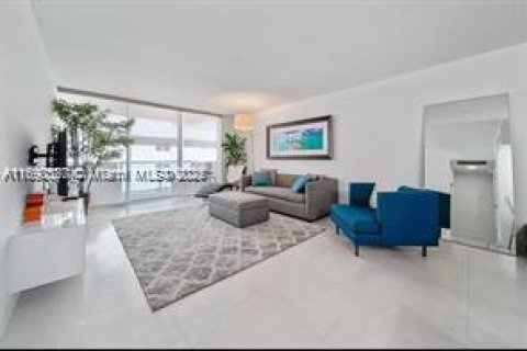 Copropriété à louer à Miami Beach, Floride: 1 chambre, 77.76 m2 № 1946882 - photo 1