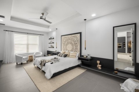 Villa ou maison à vendre à Port St. Lucie, Floride: 4 chambres, 233.56 m2 № 2082376 - photo 5