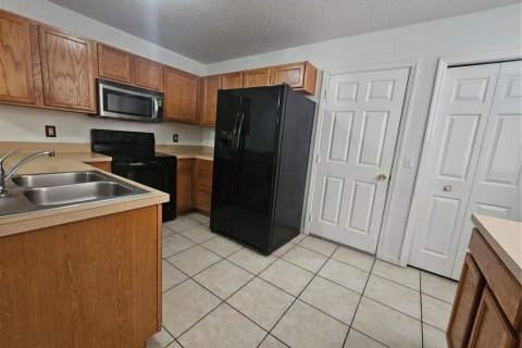 Condo in Orlando, Florida, 3 bedrooms № 2094791 - photo 7