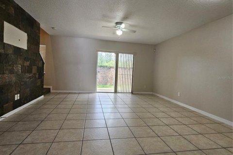 Condo in Orlando, Florida, 3 bedrooms № 2094791 - photo 12