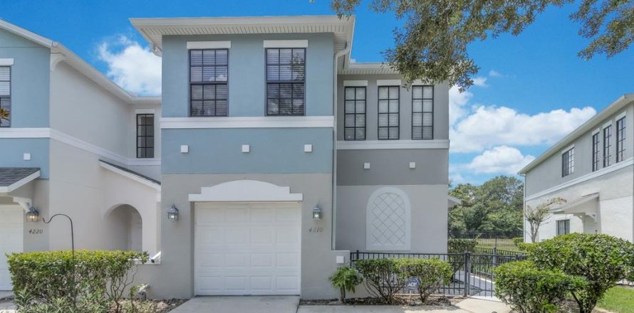 Adosado en Sanford, Florida 3 dormitorios, 152.55 m2 № 2283778