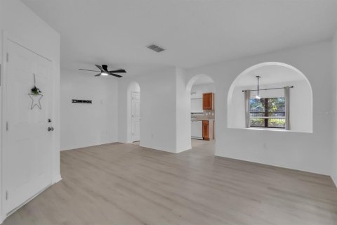 Adosado en alquiler en Sanford, Florida, 3 dormitorios, 152.55 m2 № 2283778 - foto 11