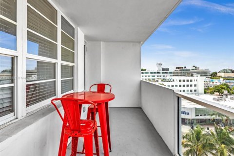 Снять в аренду кондоминиум в Майами-Бич, Флорида 1 спальня, 77.57м2, № 1974011 - фото 19