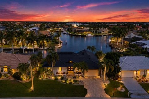 Villa ou maison à vendre à Punta Gorda, Floride: 3 chambres, 235.51 m2 № 2420089 - photo 7